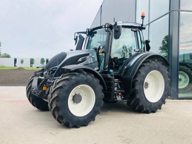 Traktor от тип Valtra N174 Direct smart touch! 2020!, Gebrauchtmaschine в Marknesse (Снимка 1)