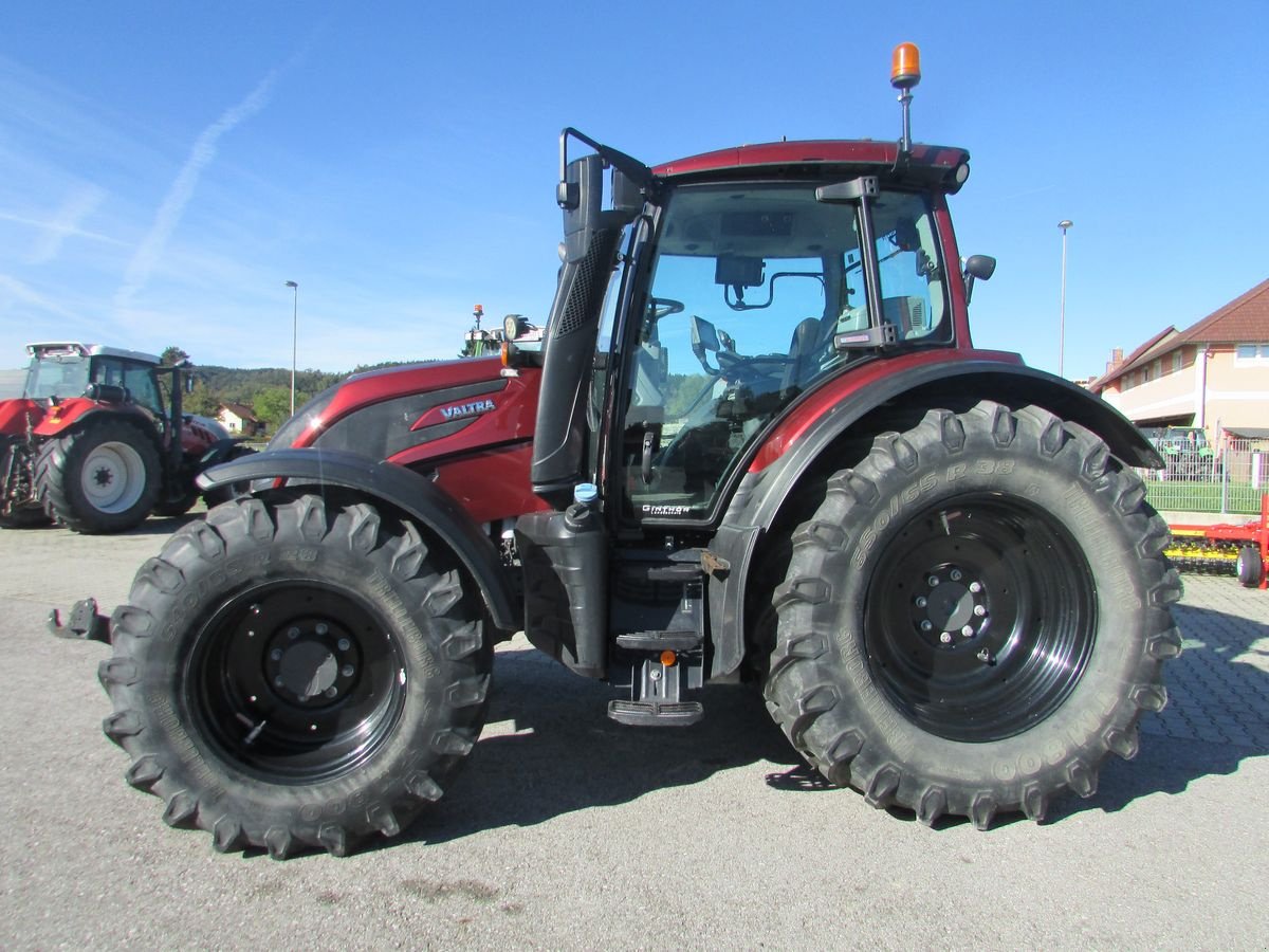 Traktor van het type Valtra N174 Direct (Stufe V), Gebrauchtmaschine in Saxen (Foto 12)