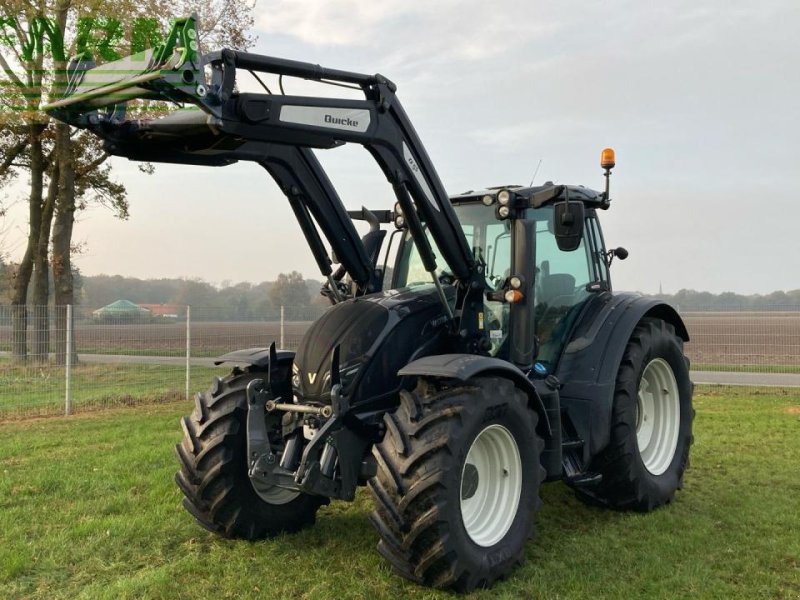 Traktor za tip Valtra N174, Gebrauchtmaschine u Hamburg