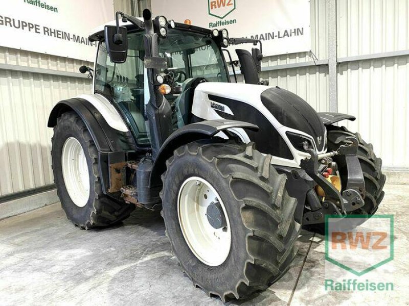 Traktor des Typs Valtra N174A, Gebrauchtmaschine in Wölfersheim-Berstadt