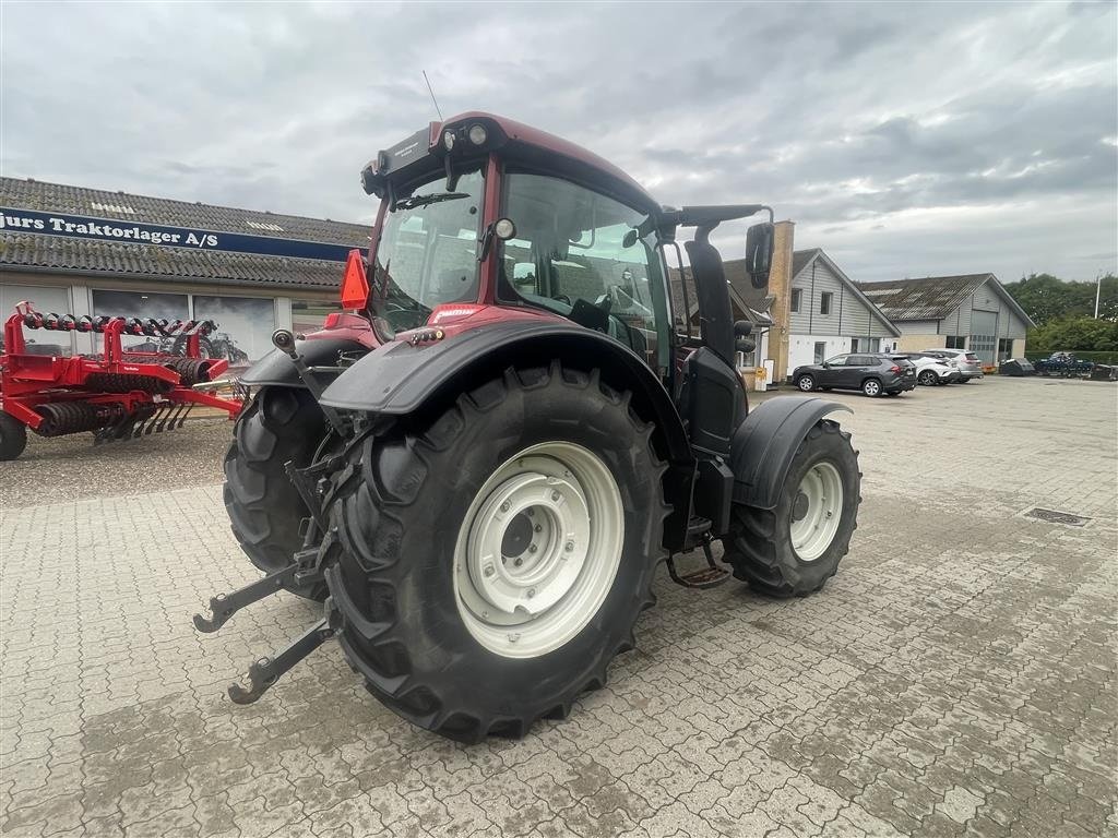 Traktor of the type Valtra N174D SmartTouch, Gebrauchtmaschine in Nimtofte (Picture 6)