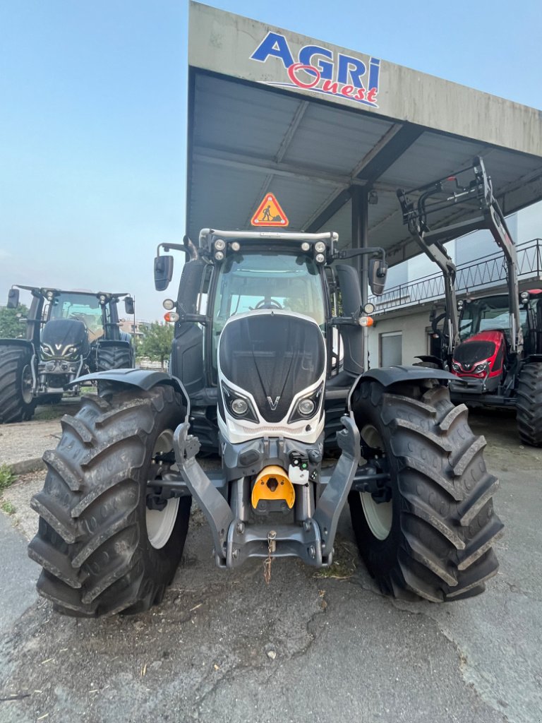 Traktor типа Valtra N174D, Gebrauchtmaschine в FLERS (Фотография 11)