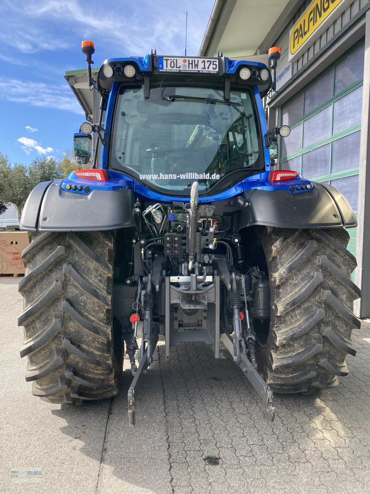 Traktor του τύπου Valtra N175 Active, Neumaschine σε Wackersberg (Φωτογραφία 2)