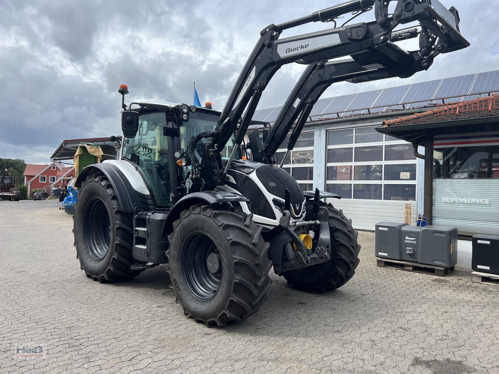 Traktor typu Valtra N175 Active, Gebrauchtmaschine w Merkendorf (Zdjęcie 1)