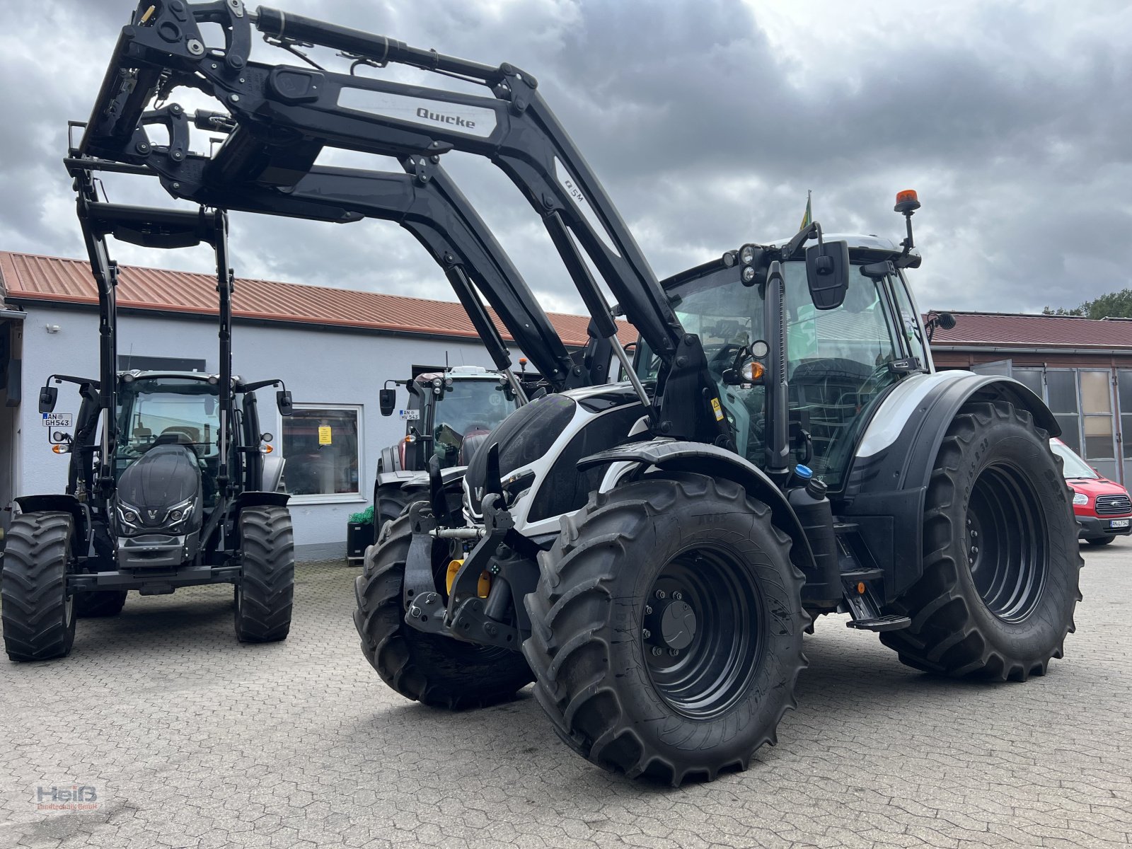 Traktor des Typs Valtra N175 Active, Gebrauchtmaschine in Merkendorf (Bild 2)