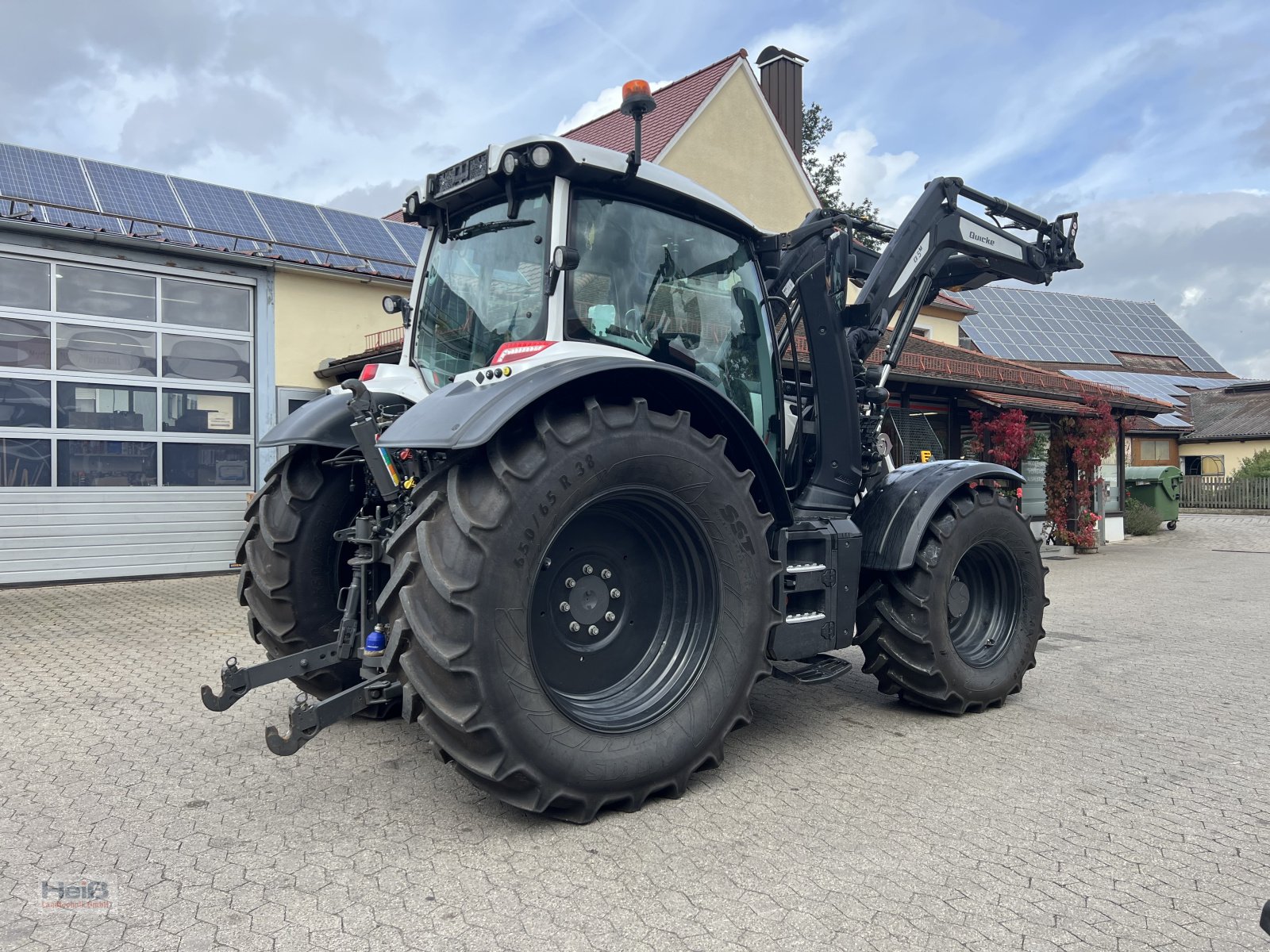 Traktor of the type Valtra N175 Active, Gebrauchtmaschine in Merkendorf (Picture 5)