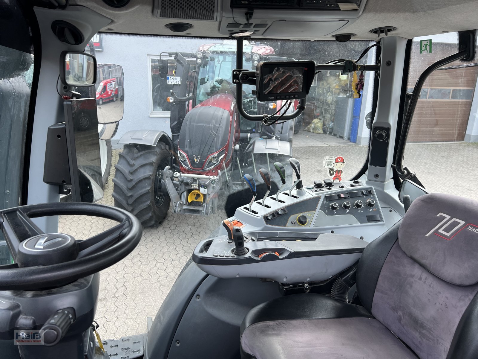 Traktor typu Valtra N175 Active, Gebrauchtmaschine w Merkendorf (Zdjęcie 8)