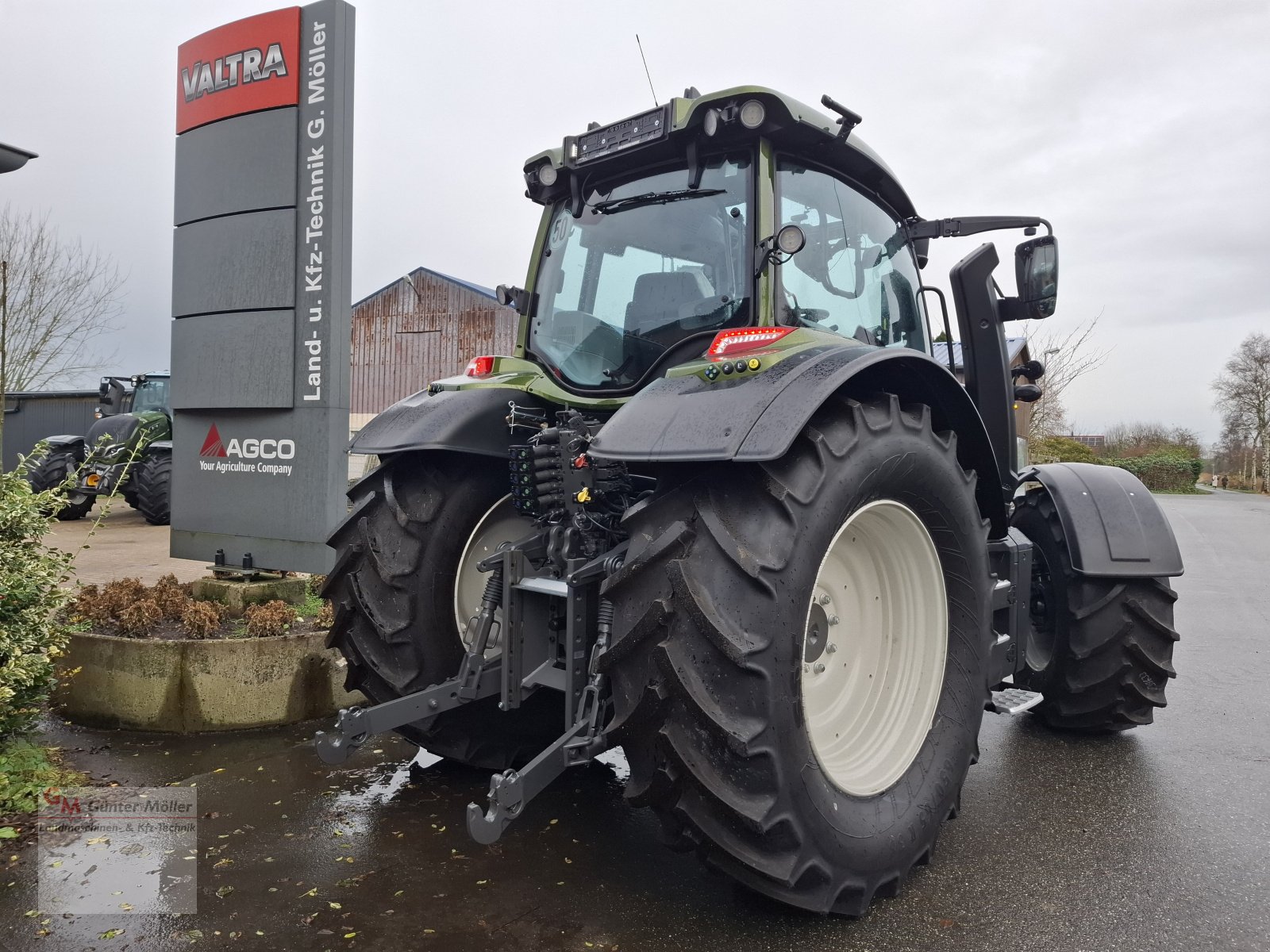 Traktor del tipo Valtra N175 D, Neumaschine In St. Michaelisdonn (Immagine 8)