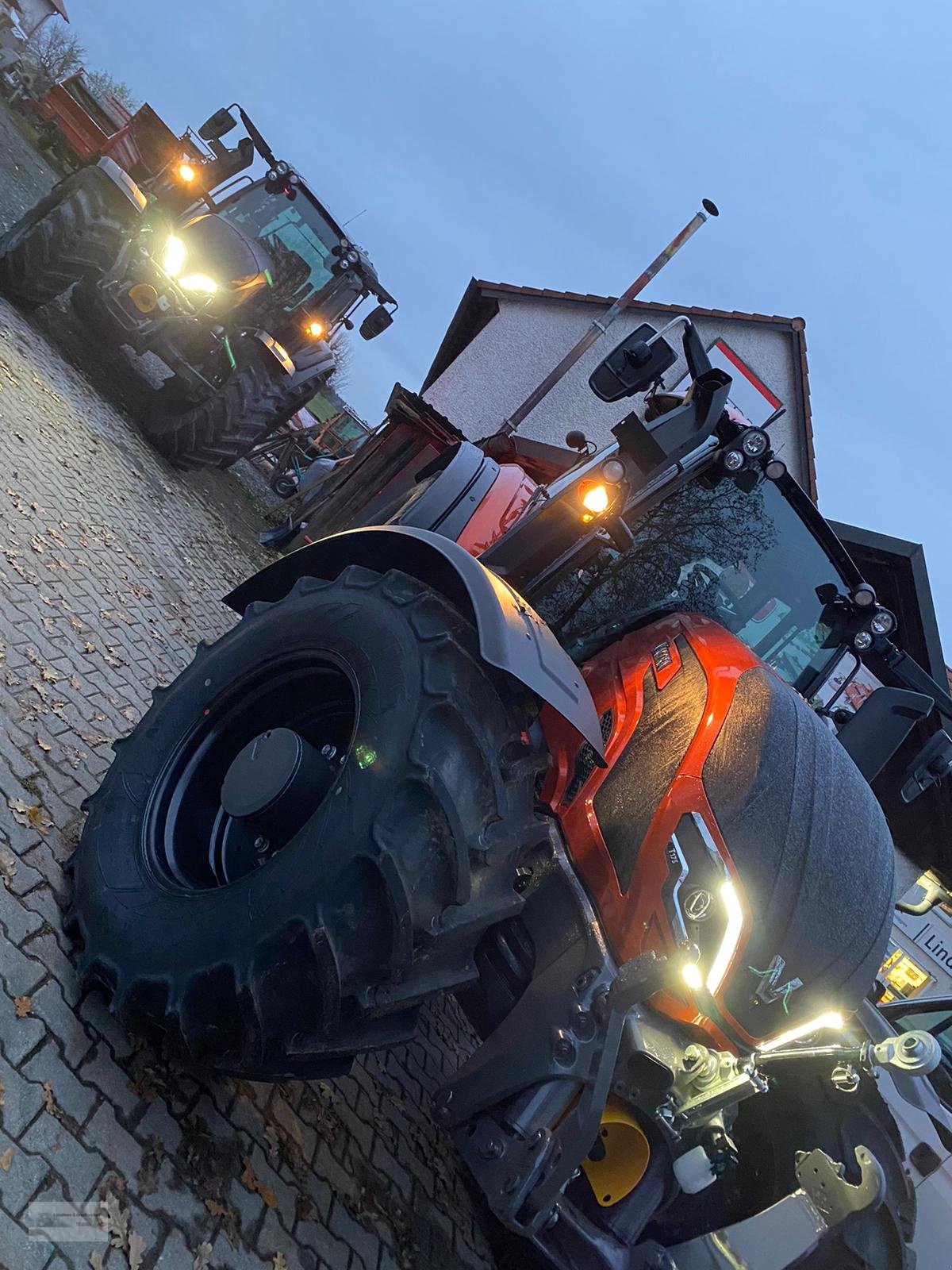 Traktor van het type Valtra N175 D, Gebrauchtmaschine in Weiden/Theisseil (Foto 5)