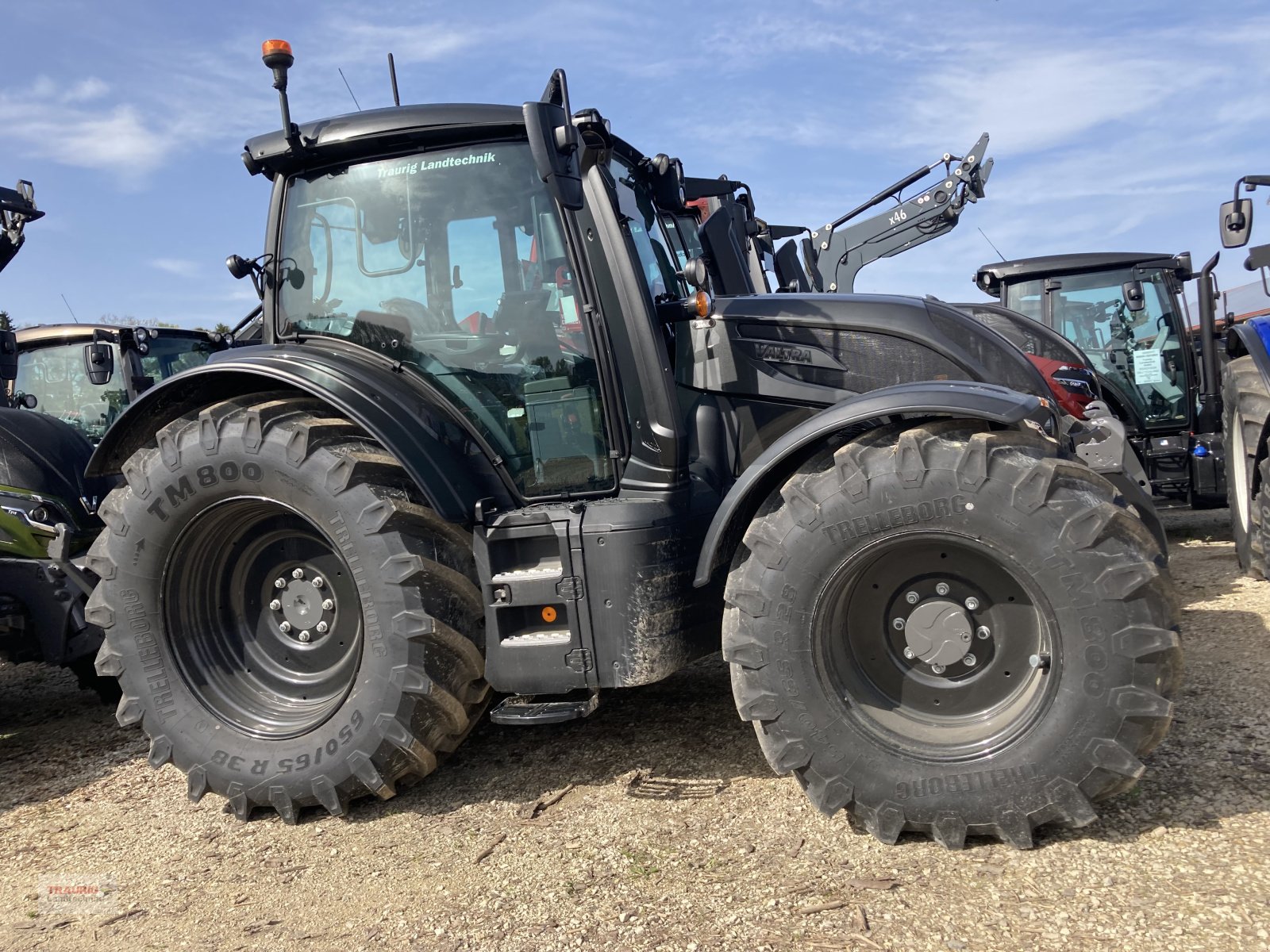 Traktor typu Valtra N175 D, Neumaschine v Mainburg/Wambach (Obrázek 3)