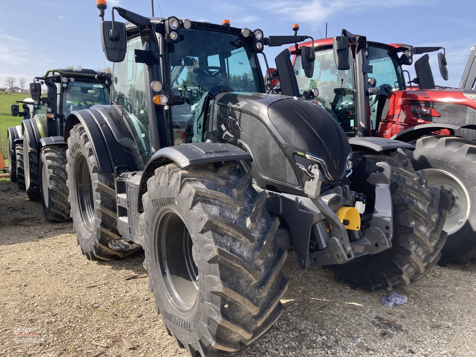 Traktor typu Valtra N175 D, Neumaschine v Mainburg/Wambach (Obrázek 4)