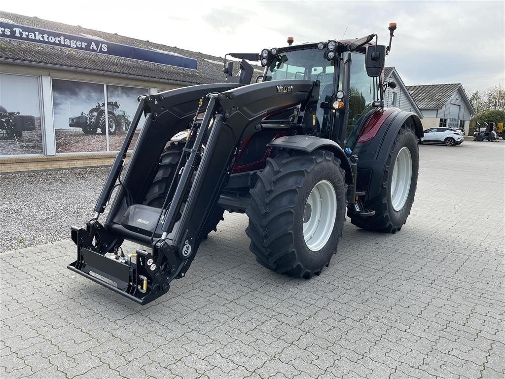 Traktor typu Valtra N175 Direct GPS,Ålø G6S fr. læsser, Gebrauchtmaschine v Nimtofte (Obrázok 1)