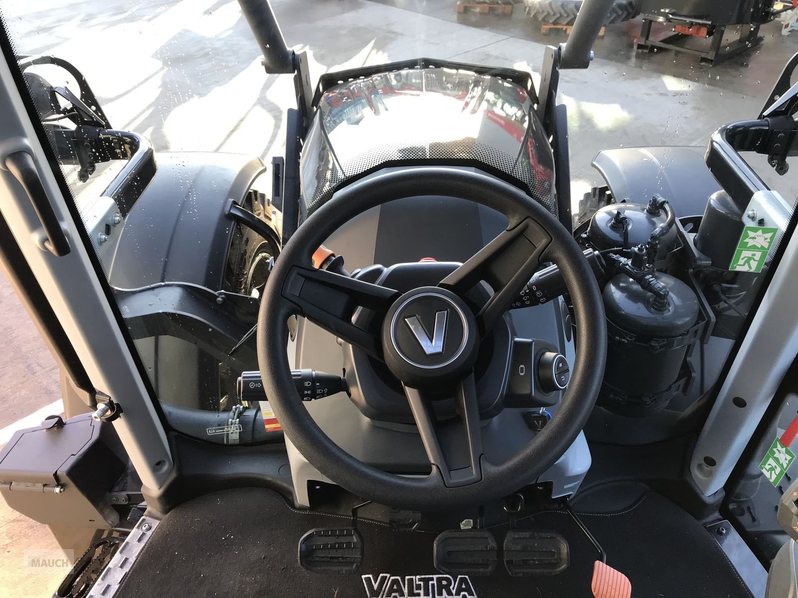 Traktor tip Valtra N175 Direct, Neumaschine in Burgkirchen (Poză 22)