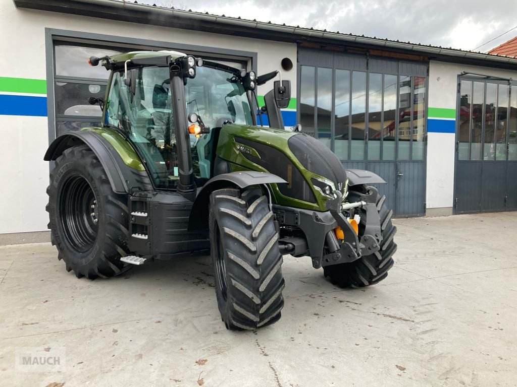 Traktor del tipo Valtra N175 Direct, Neumaschine en Burgkirchen (Imagen 1)