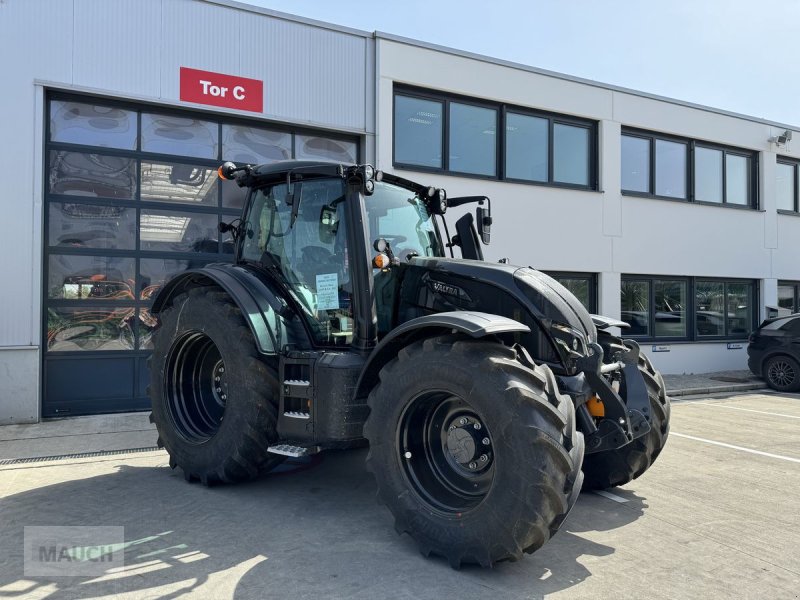 Traktor tipa Valtra N175, Neumaschine u Burgkirchen (Slika 1)