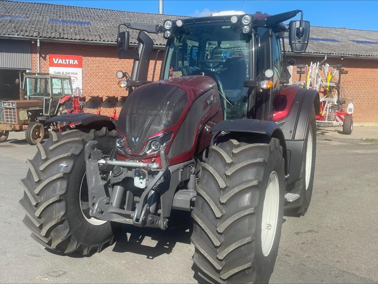 Traktor des Typs Valtra N175D, Gebrauchtmaschine in Skanderborg (Bild 4)