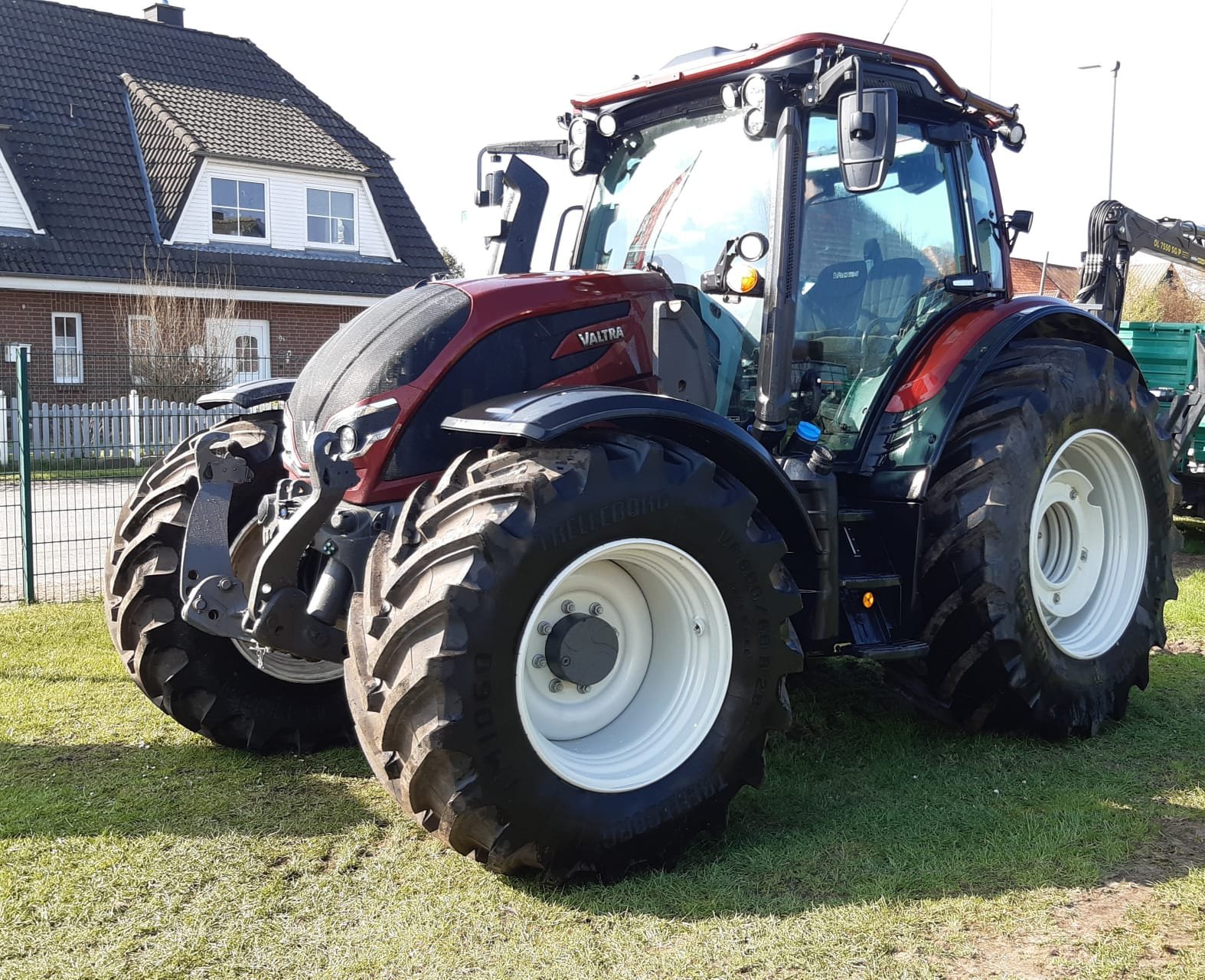 Traktor des Typs Valtra N175D, Gebrauchtmaschine in Eisendorf (Bild 2)