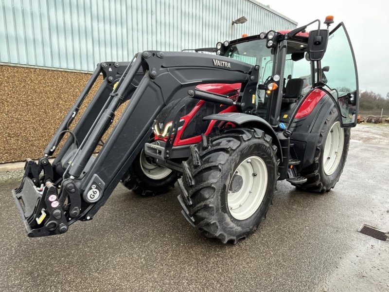 Traktor of the type Valtra N175V, Gebrauchtmaschine in Egtved