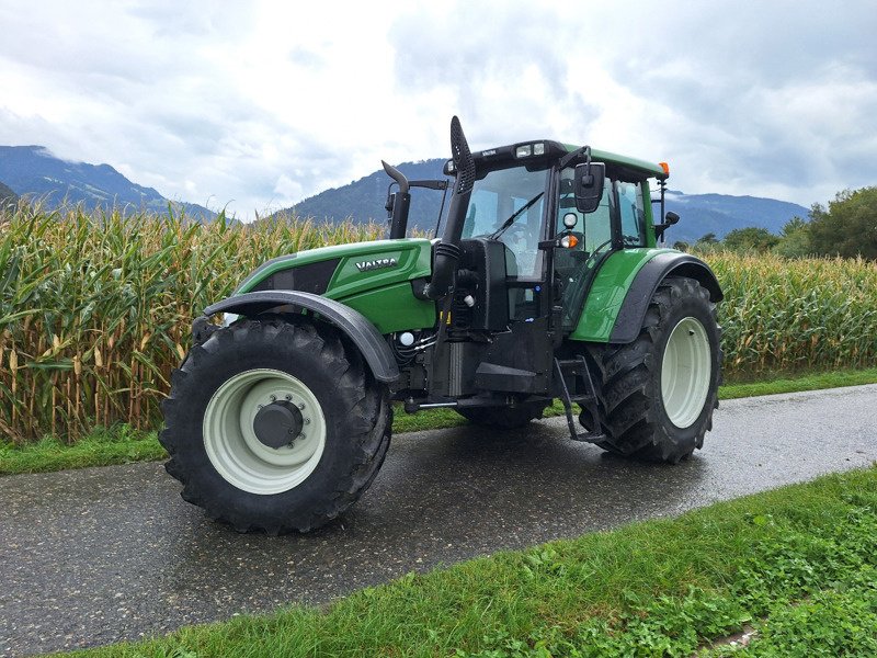 Traktor of the type Valtra NX163 Direct Traktor, Gebrauchtmaschine in Chur (Picture 2)