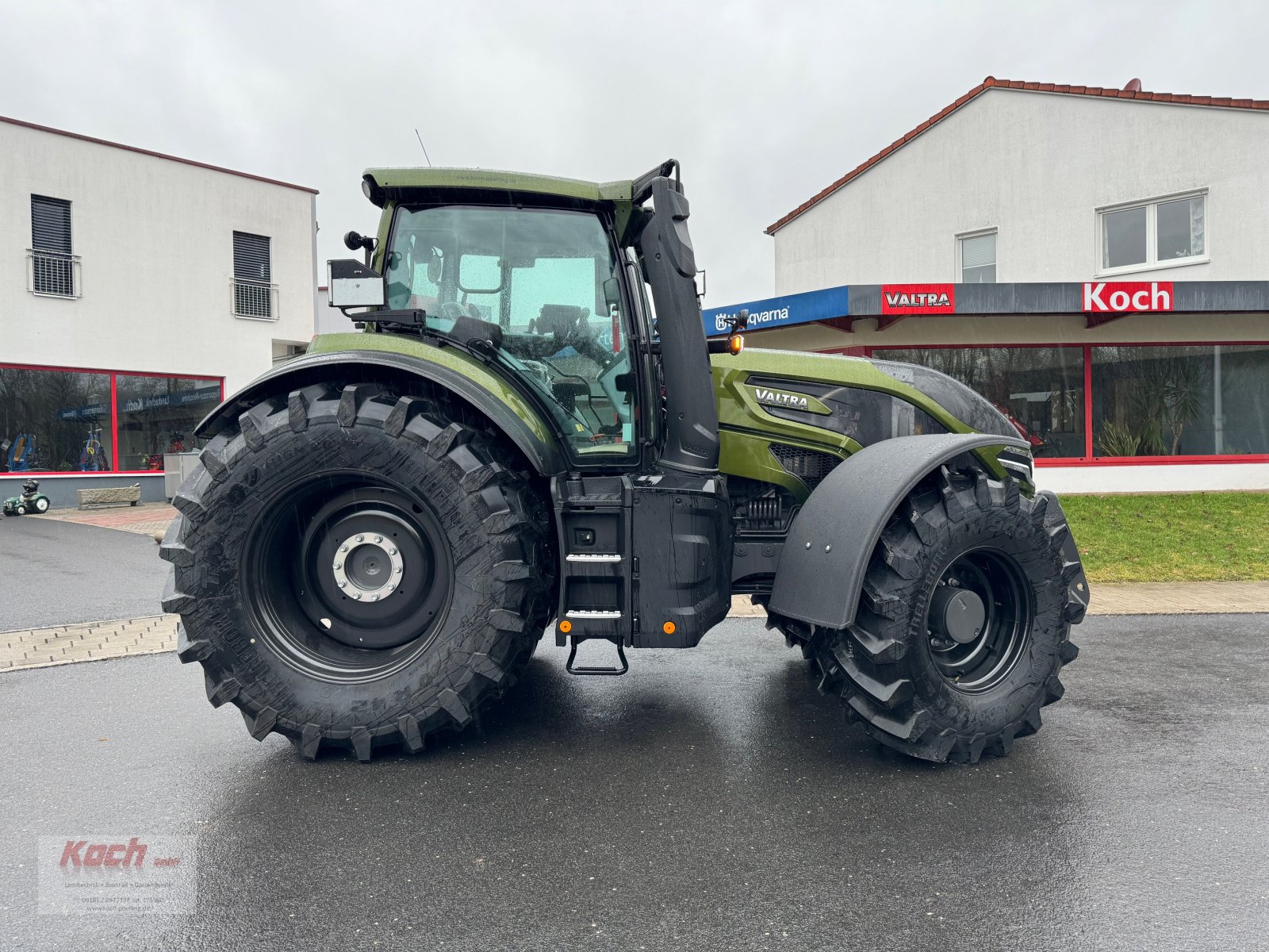 Traktor del tipo Valtra Q 245, Neumaschine en Neumarkt / Pölling (Imagen 2)