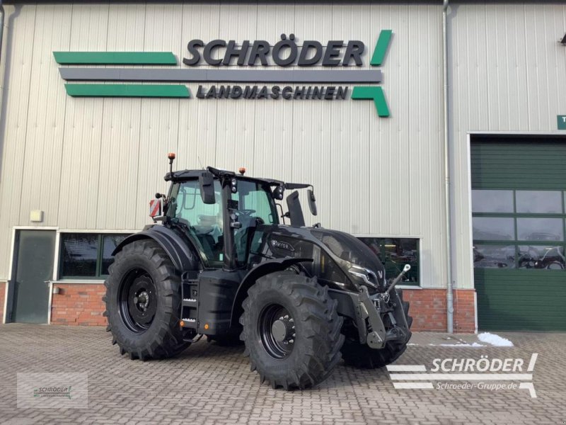 Traktor tip Valtra Q 245, Neumaschine in Völkersen (Poză 1)