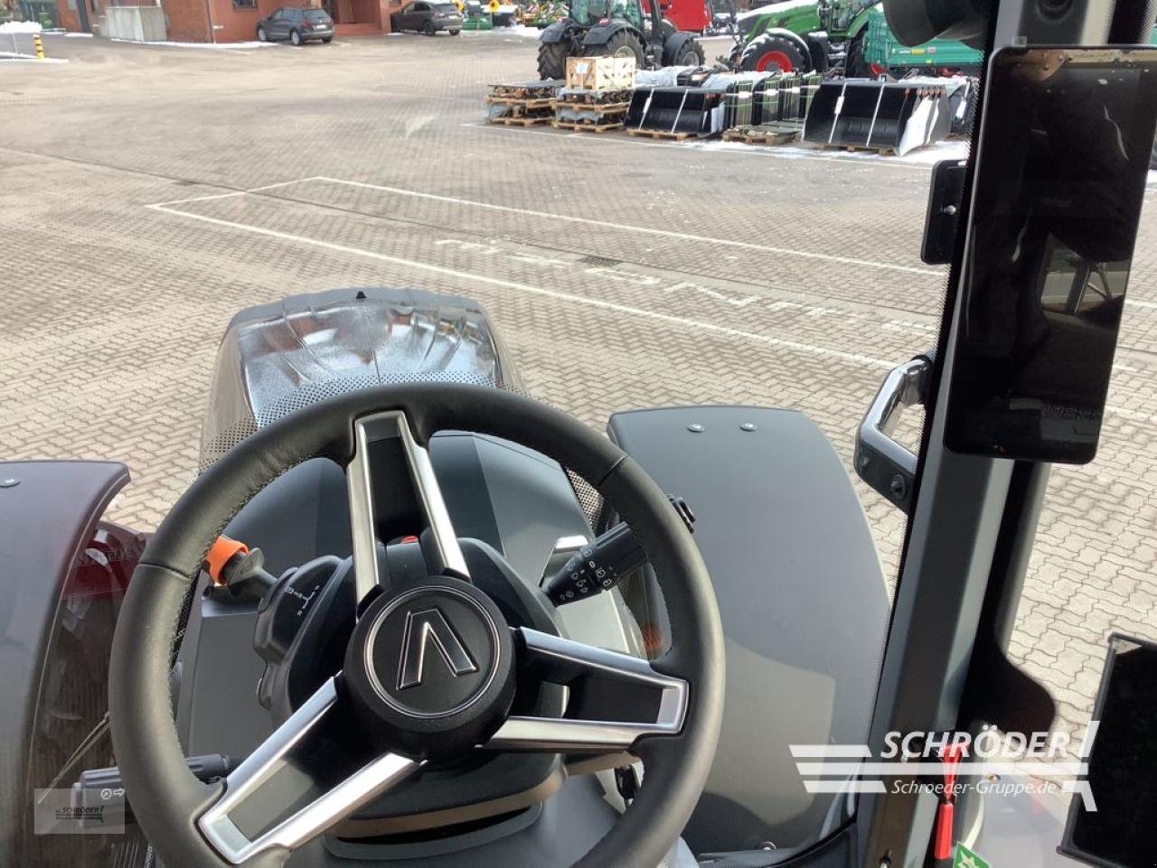 Traktor del tipo Valtra Q 245, Neumaschine en Völkersen (Imagen 10)