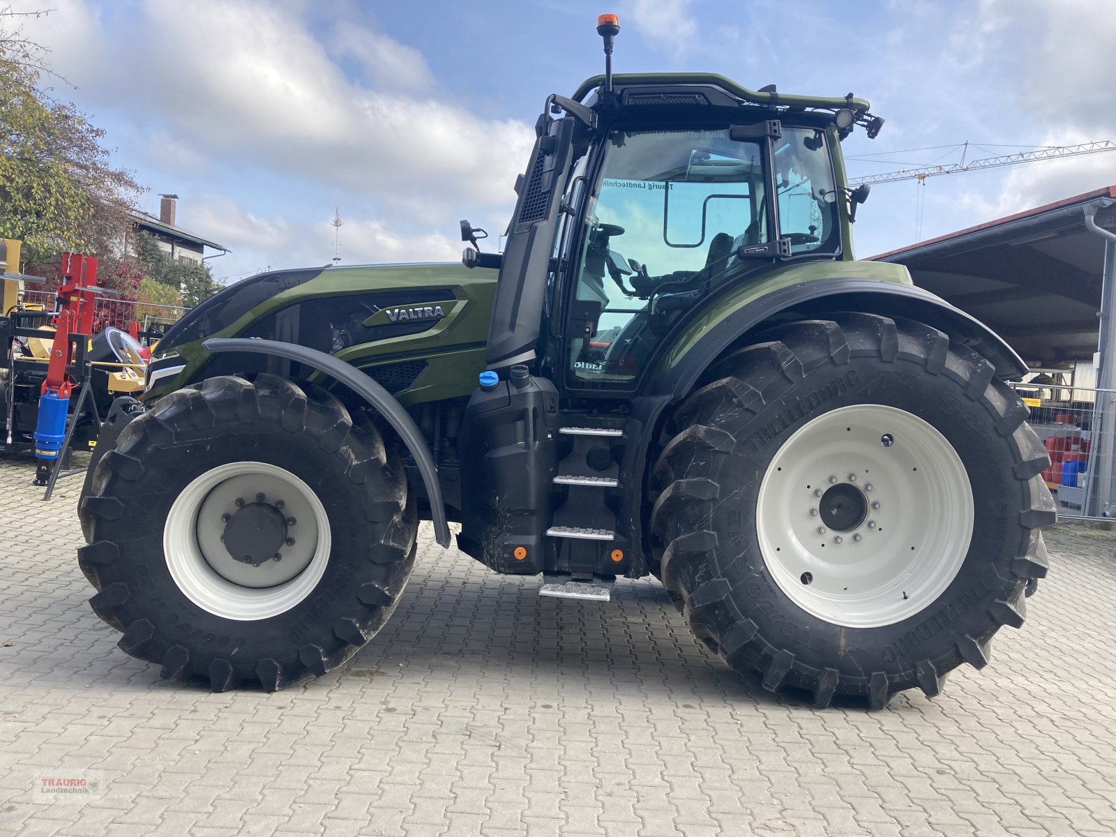 Traktor del tipo Valtra Q 265 Forst, Neumaschine In Mainburg/Wambach (Immagine 18)