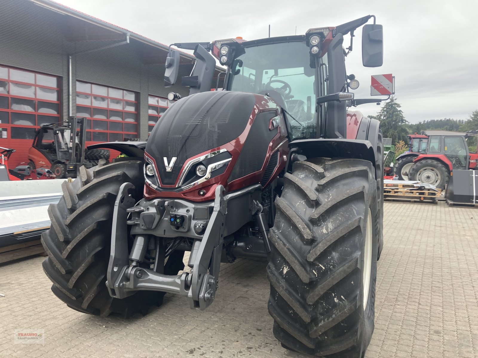 Traktor typu Valtra Q 265, Neumaschine v Mainburg/Wambach (Obrázek 3)