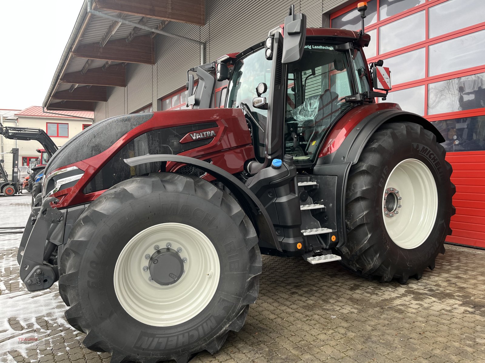 Traktor of the type Valtra Q 265, Neumaschine in Mainburg/Wambach (Picture 28)