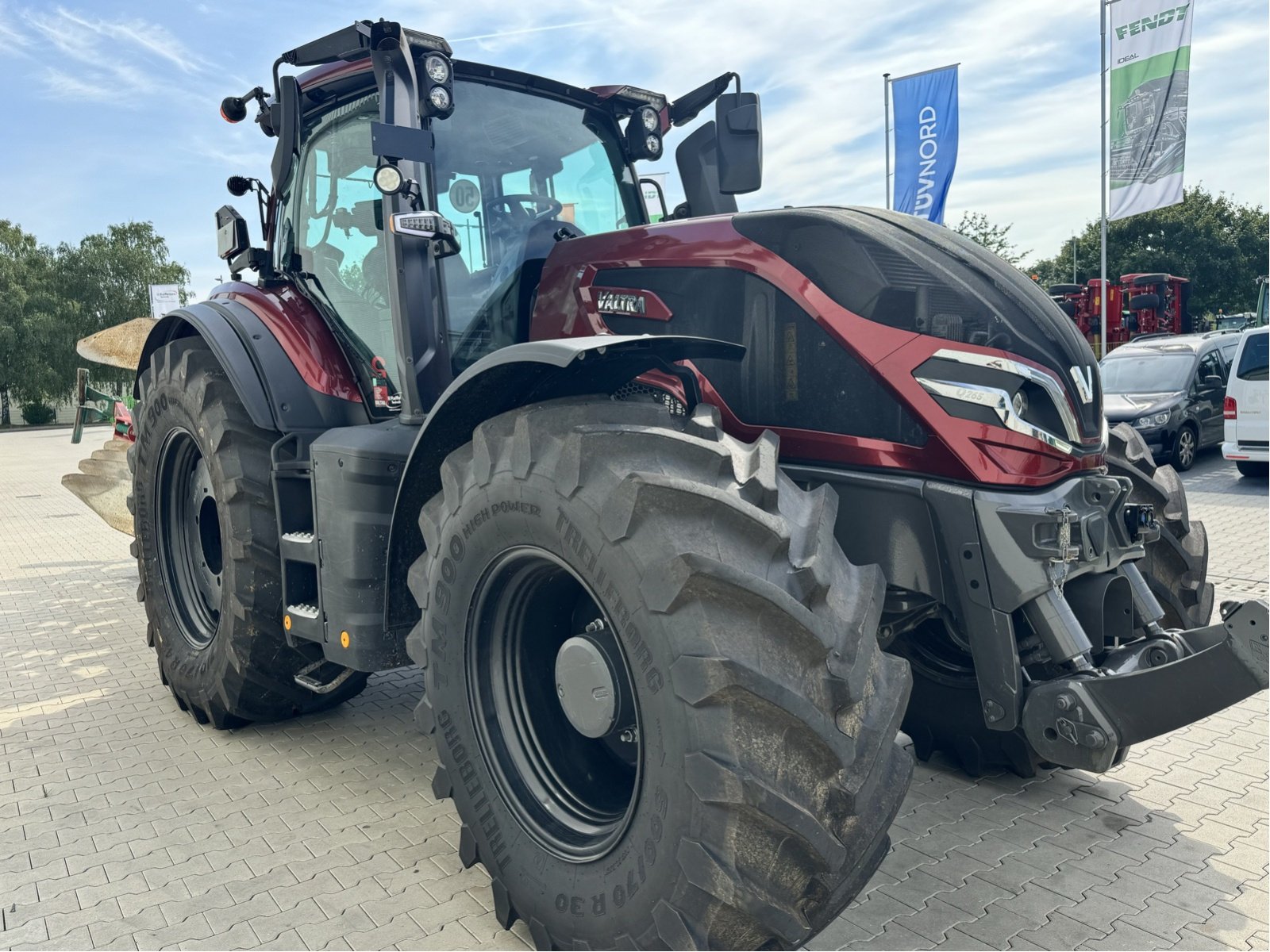 Traktor типа Valtra Q 265, Gebrauchtmaschine в Bad Oldesloe (Фотография 2)