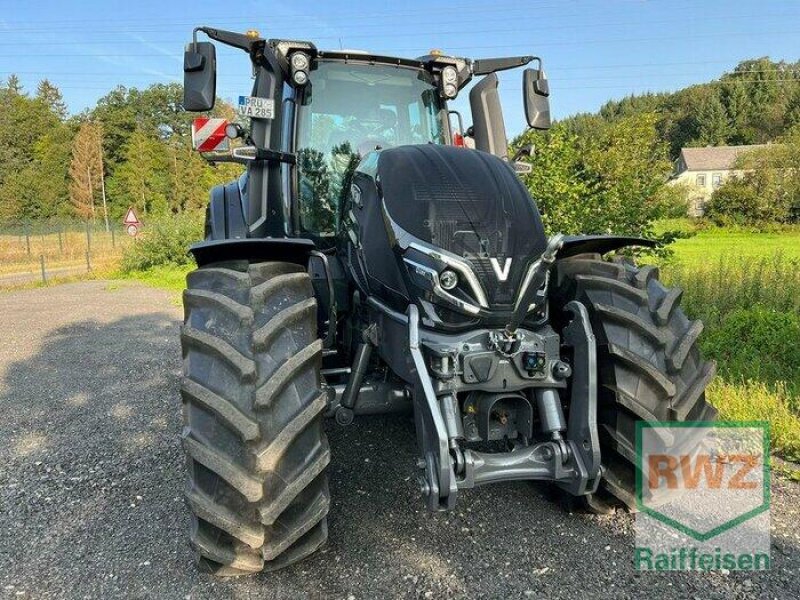 Traktor des Typs Valtra Q 285 (Rückfahreinrichtung), Vorführmaschine in Prüm (Bild 2)