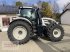 Traktor van het type Valtra Q 305 mit Rüfa, Neumaschine in Mainburg/Wambach (Foto 1)