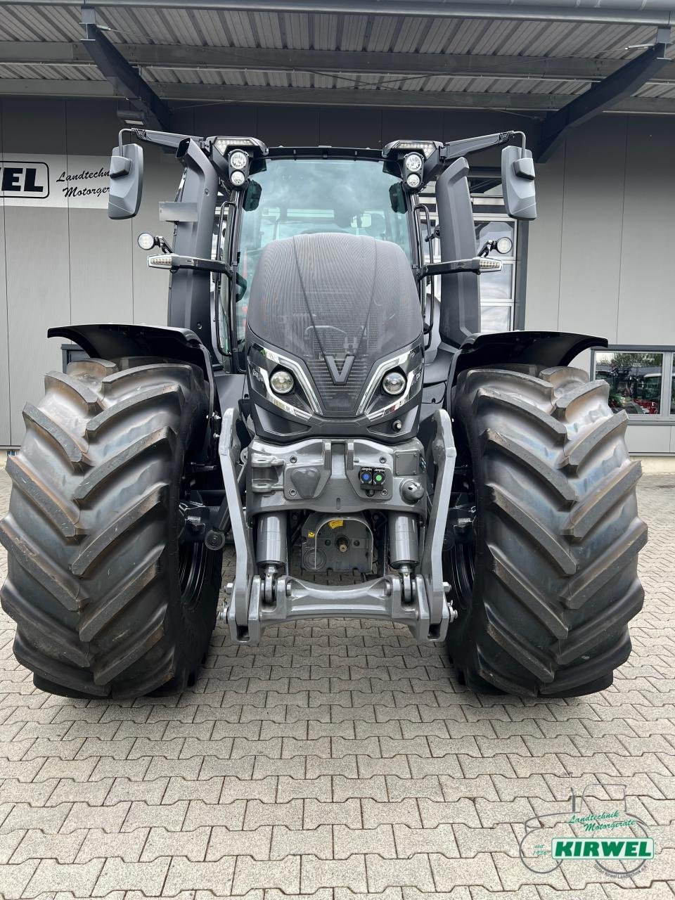 Traktor του τύπου Valtra Q 305, Gebrauchtmaschine σε Blankenheim (Φωτογραφία 5)