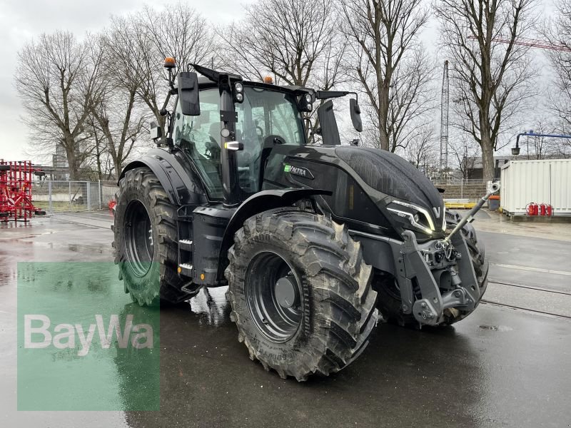 Traktor des Typs Valtra Q 305, Gebrauchtmaschine in Heilbronn (Bild 1)