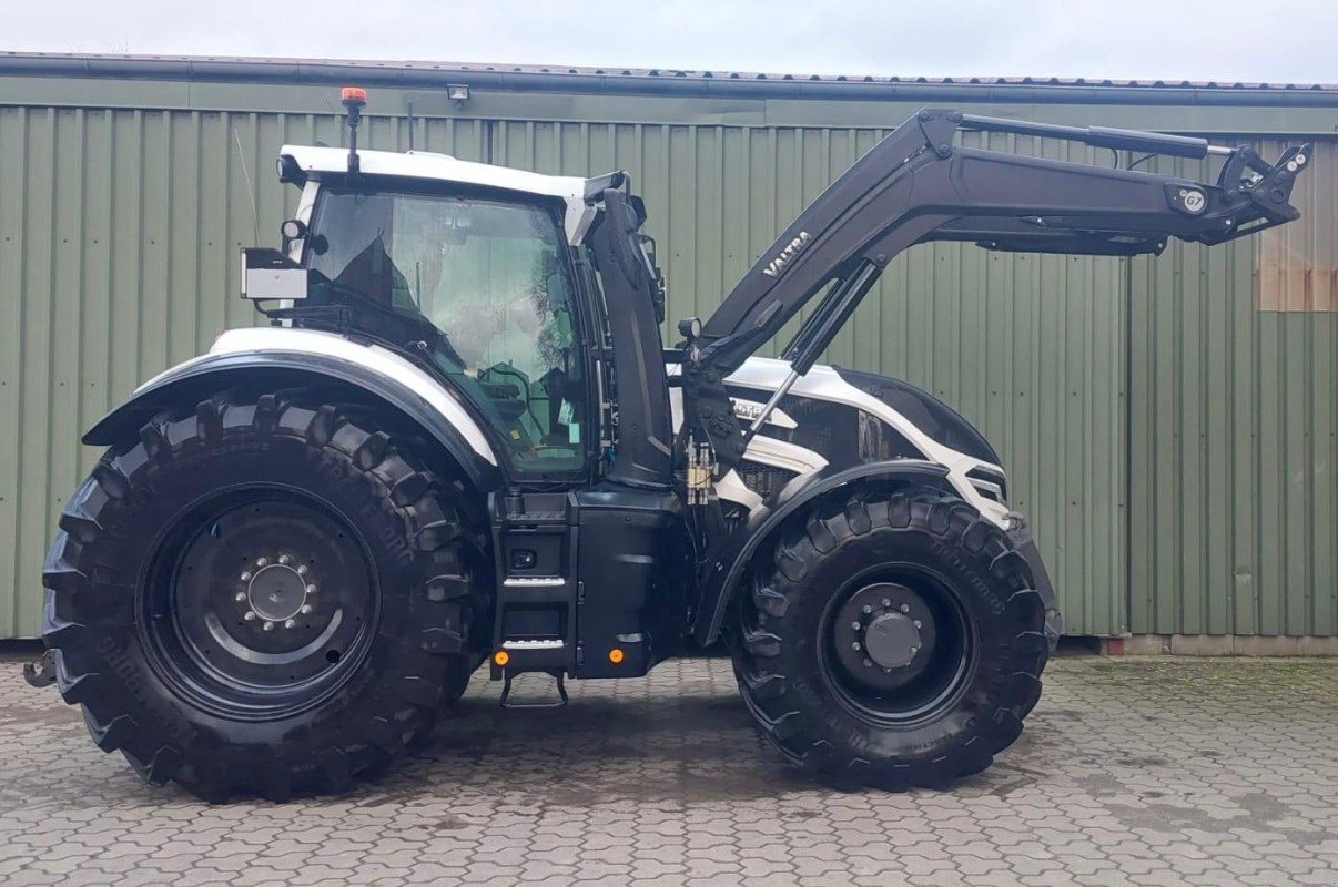 Traktor des Typs Valtra Q 305, Gebrauchtmaschine in Elmenhorst-Lanken (Bild 4)