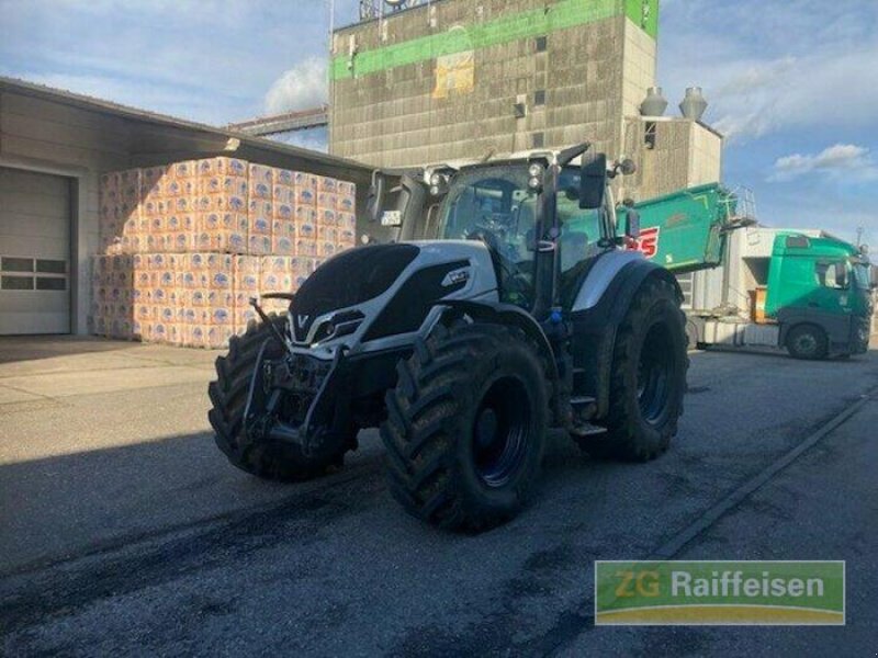 Traktor типа Valtra Q265, Gebrauchtmaschine в Bruchsal (Фотография 4)