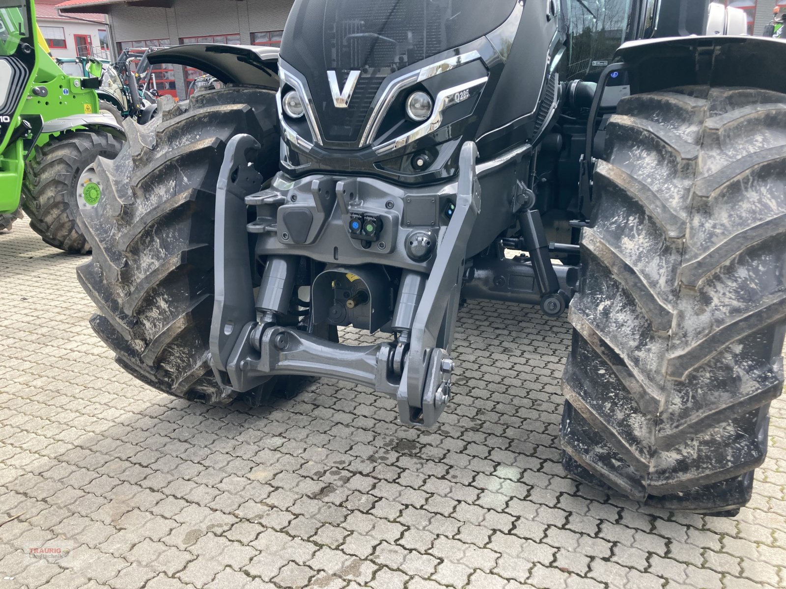 Traktor του τύπου Valtra Q285 mit Rüfa, Neumaschine σε Mainburg/Wambach (Φωτογραφία 22)