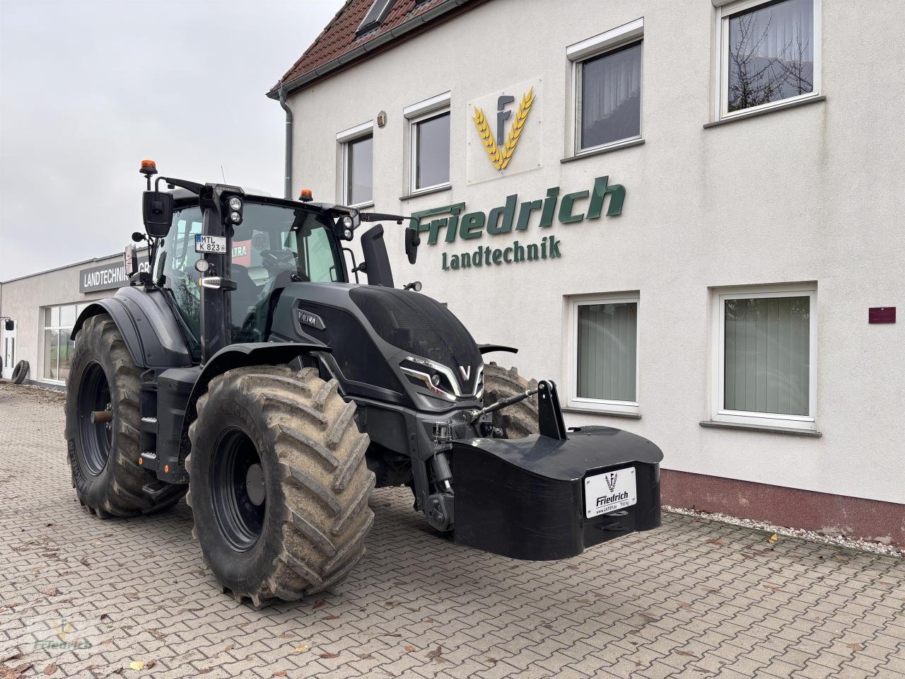 Traktor tipa Valtra Q285, Neumaschine u Bad Lausick (Slika 1)