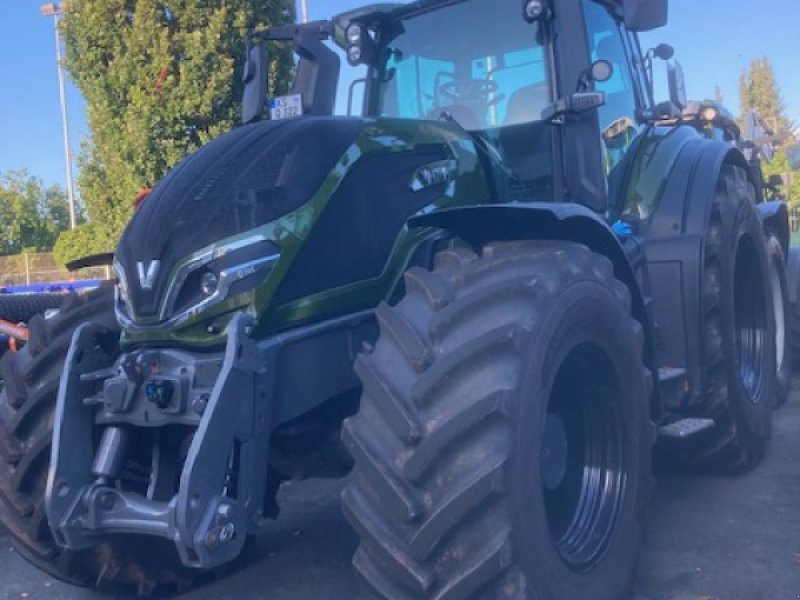 Traktor typu Valtra Q305 1A9, Gebrauchtmaschine w Hofgeismar (Zdjęcie 1)