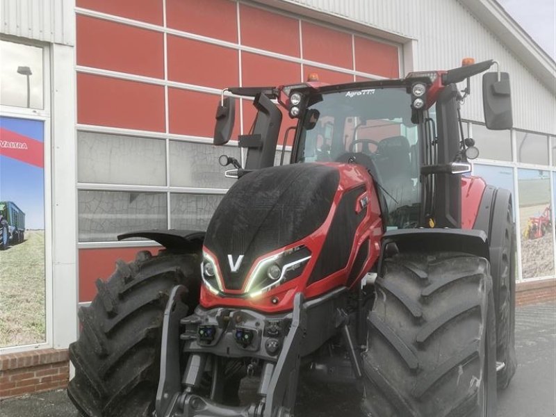 Traktor of the type Valtra Q305  DEMO Køb den eller Prøv den, Gebrauchtmaschine in Hobro (Picture 1)