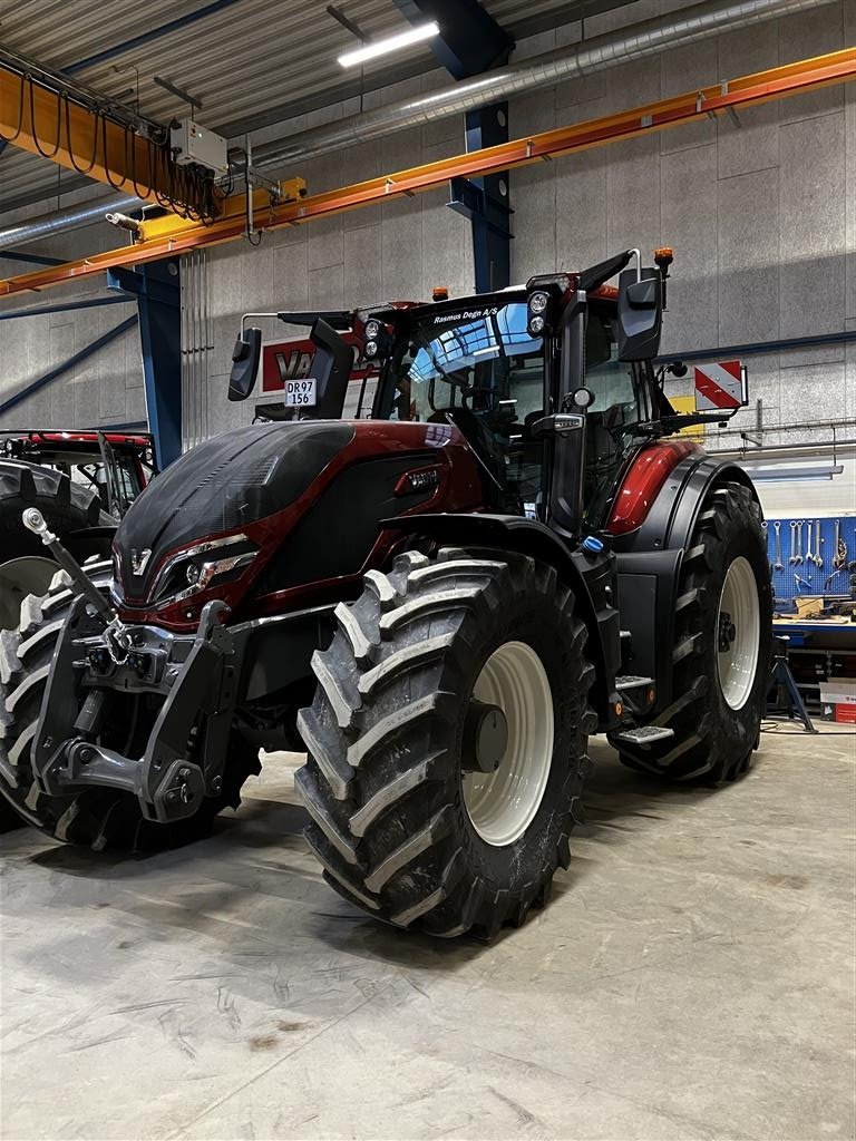 Traktor typu Valtra Q305  ---  RESERVERET  ---, Gebrauchtmaschine w Høng (Zdjęcie 1)