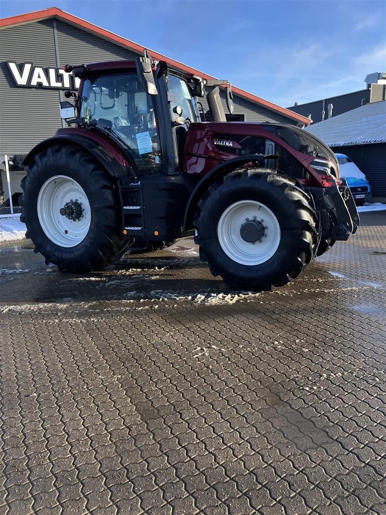 Traktor типа Valtra Q305  ---  RESERVERET  ---, Gebrauchtmaschine в Høng (Фотография 3)