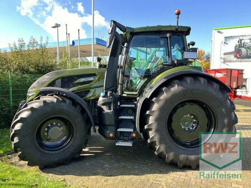 Traktor типа Valtra Q305 **Rückfahreinrichtung**, Ausstellungsmaschine в Rommerskirchen (Фотография 1)