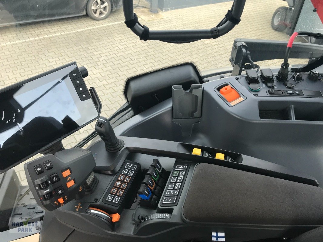 Traktor des Typs Valtra Q305 *Rüfa* 3 Jahre Garantie, Gebrauchtmaschine in Emsbüren (Bild 10)