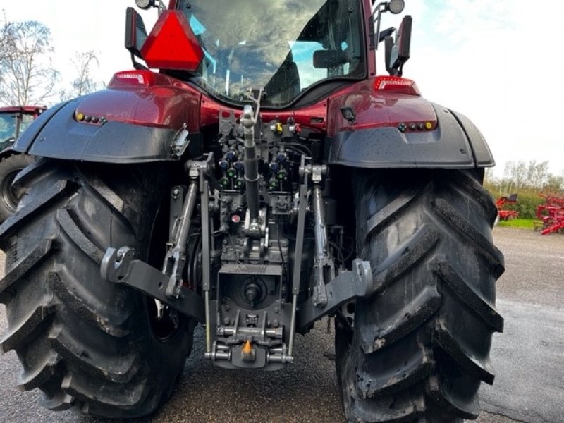 Traktor typu Valtra Q305   Valtra Q305 0% I Rente over 60 Mdr., Gebrauchtmaschine w Sakskøbing (Zdjęcie 4)