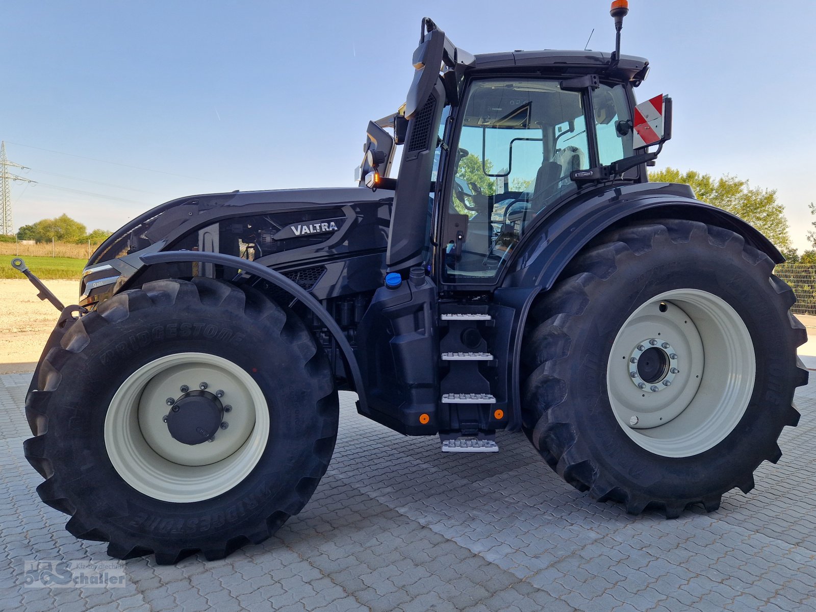 Traktor tipa Valtra Q305, Neumaschine u Monheim (Slika 4)