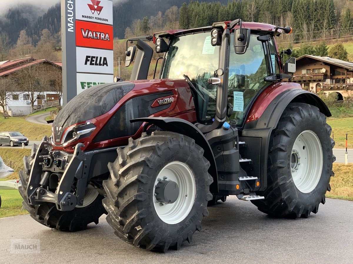 Traktor del tipo Valtra Q305, Neumaschine en Eben (Imagen 2)