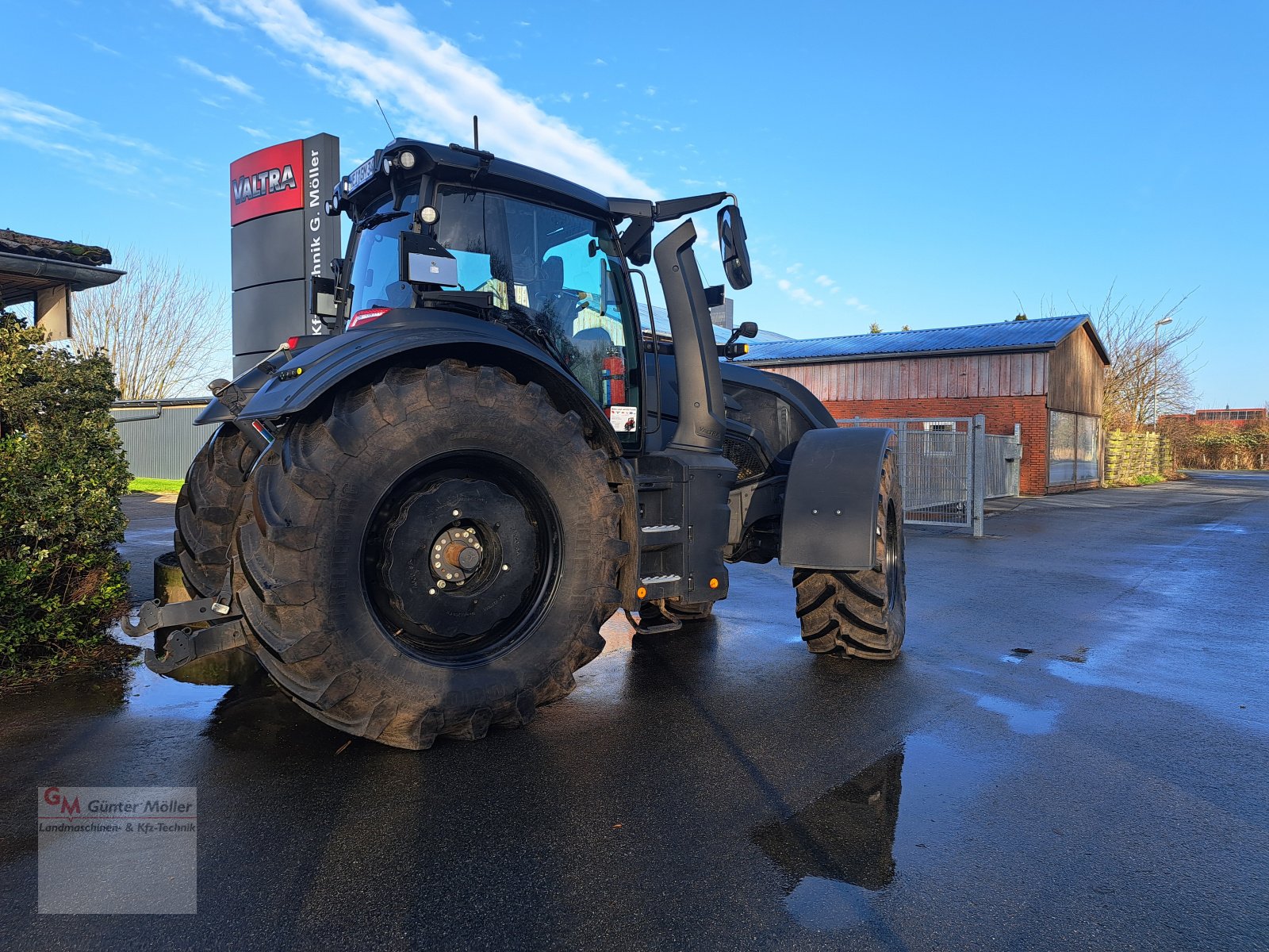 Traktor tipa Valtra Q305, Neumaschine u St. Michaelisdonn (Slika 2)