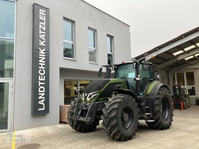 Traktor van het type Valtra Q305, Gebrauchtmaschine in Deutsch-Wagram (Foto 1)