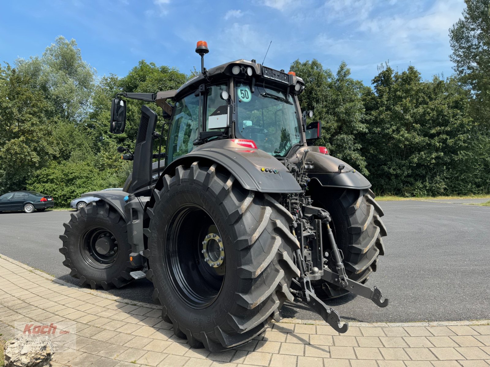 Traktor van het type Valtra Q305, Neumaschine in Neumarkt / Pölling (Foto 5)